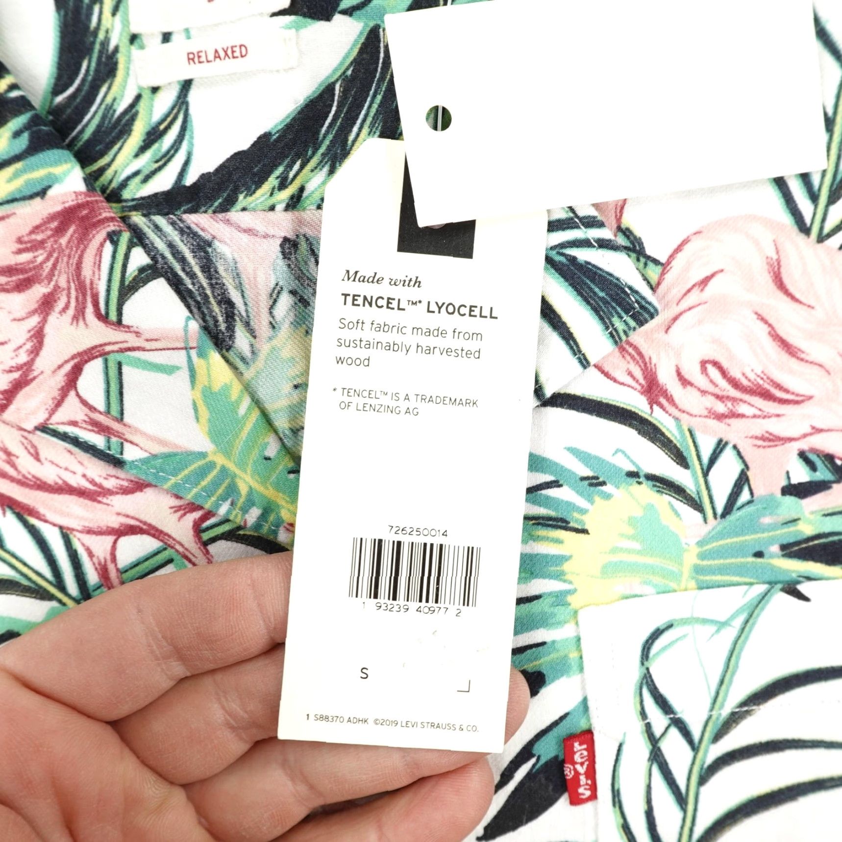 Levi's Levi's Button-Up Shirt Mens Small Multicolor Flamingo Hawaiian Tropical Print NEW Size US S / EU 44-46 / 1 - 5 Thumbnail