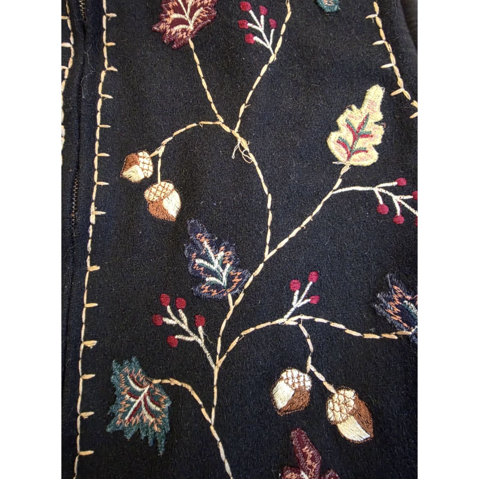 Vintage VINTAGE New Directions Vest Wool/Cotton Full Zip Embroidered Black L Sleeveless Bohemian 90s Women Size L / US 10 / IT 46 - 5 Thumbnail