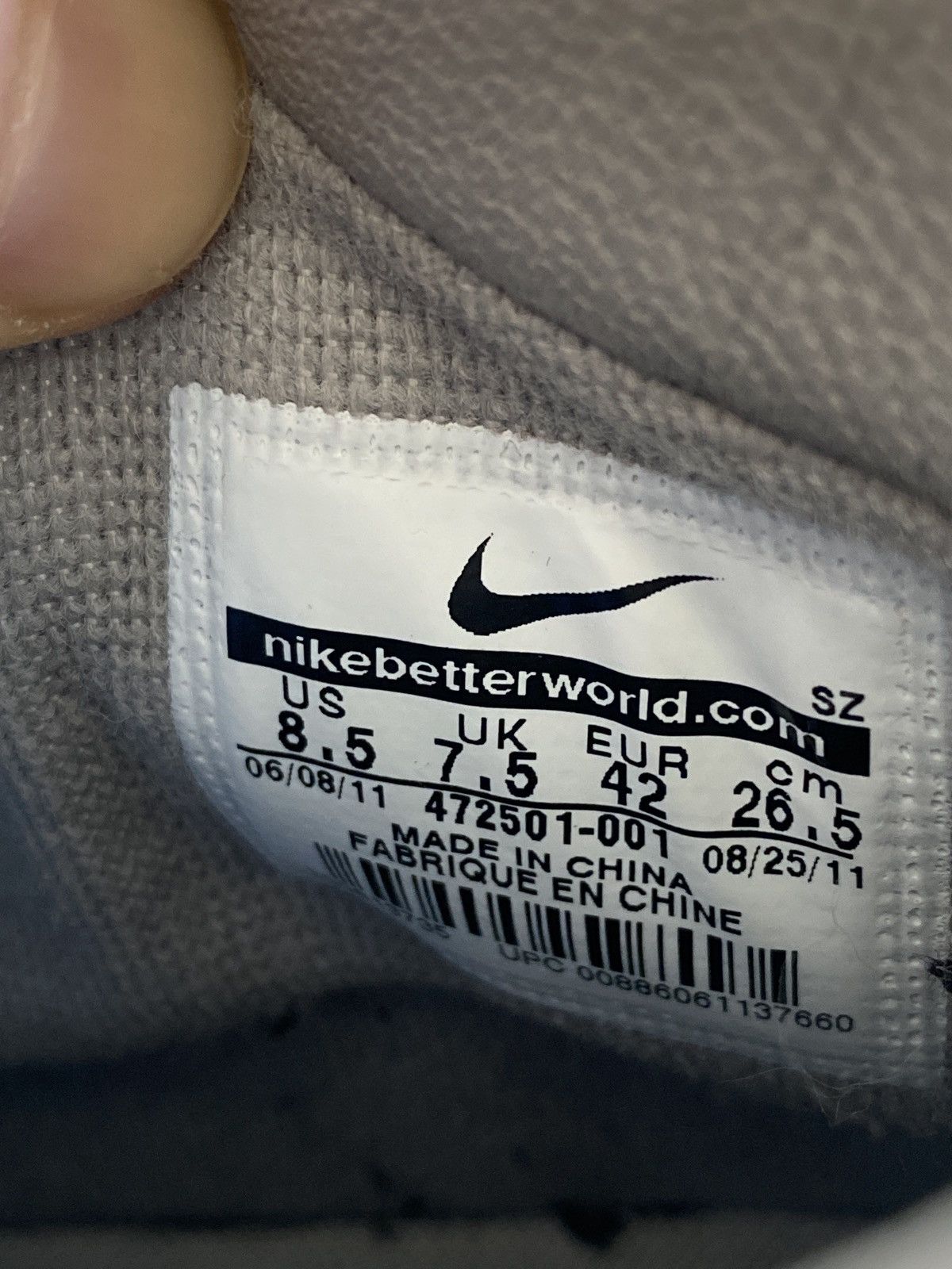 Nike 2012 Dunk High VT Premium Sneaker Medium Size US 8.5 / EU 41-42 - 9 Thumbnail