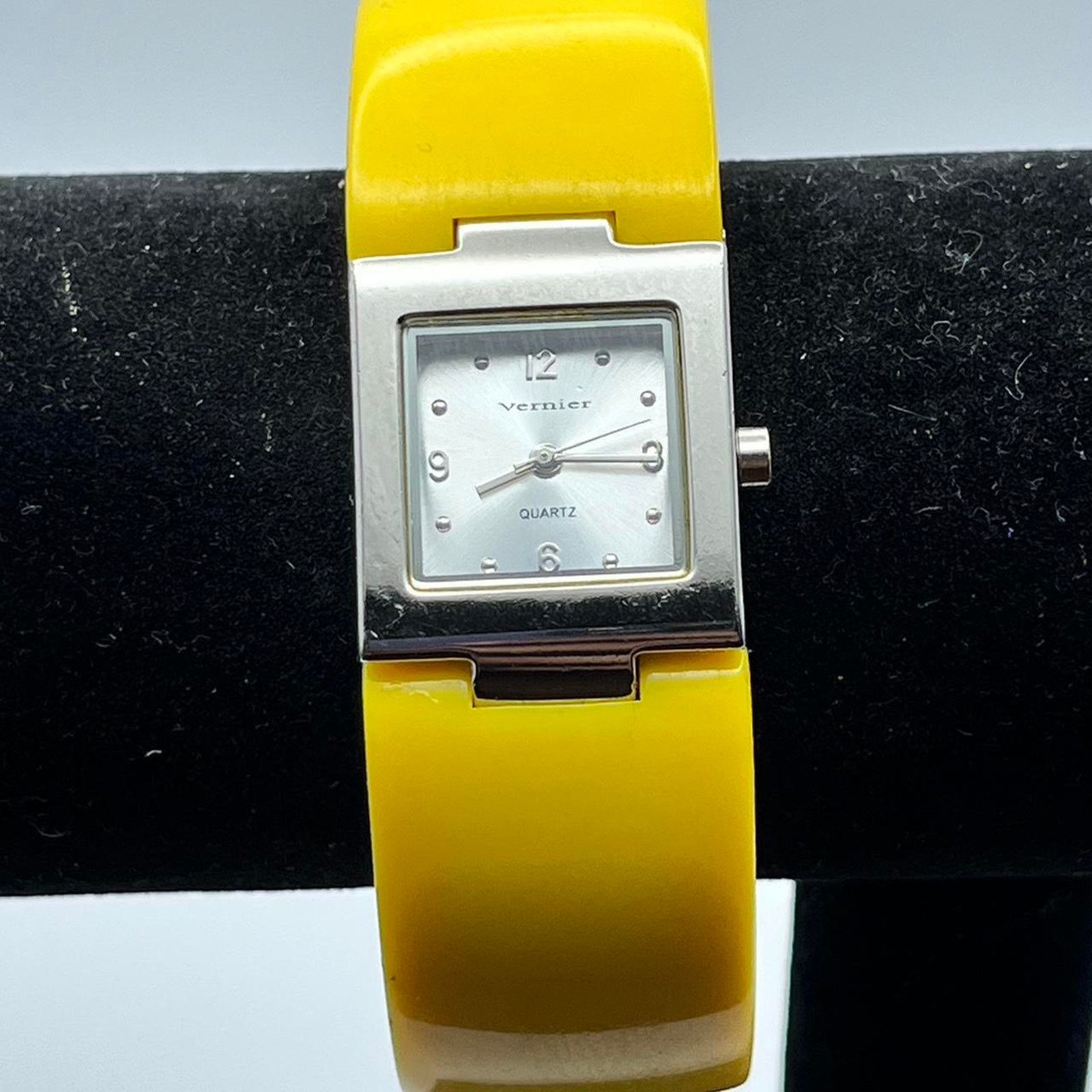 Other Silver & yellow watch Size ONE SIZE - 1 Thumbnail