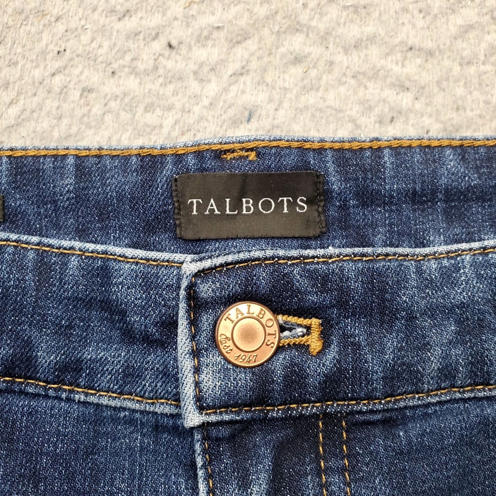 Talbots Talbots Everyday Jeans Womens 12 Blue Denim Relaxed Fit Tapered Leg Medium Wash Jeans Womens Size 12 Blue Denim Relaxed Tapered 5-Pocket Design Mens? Size 34" / US 12 / IT 48 - 7 Thumbnail