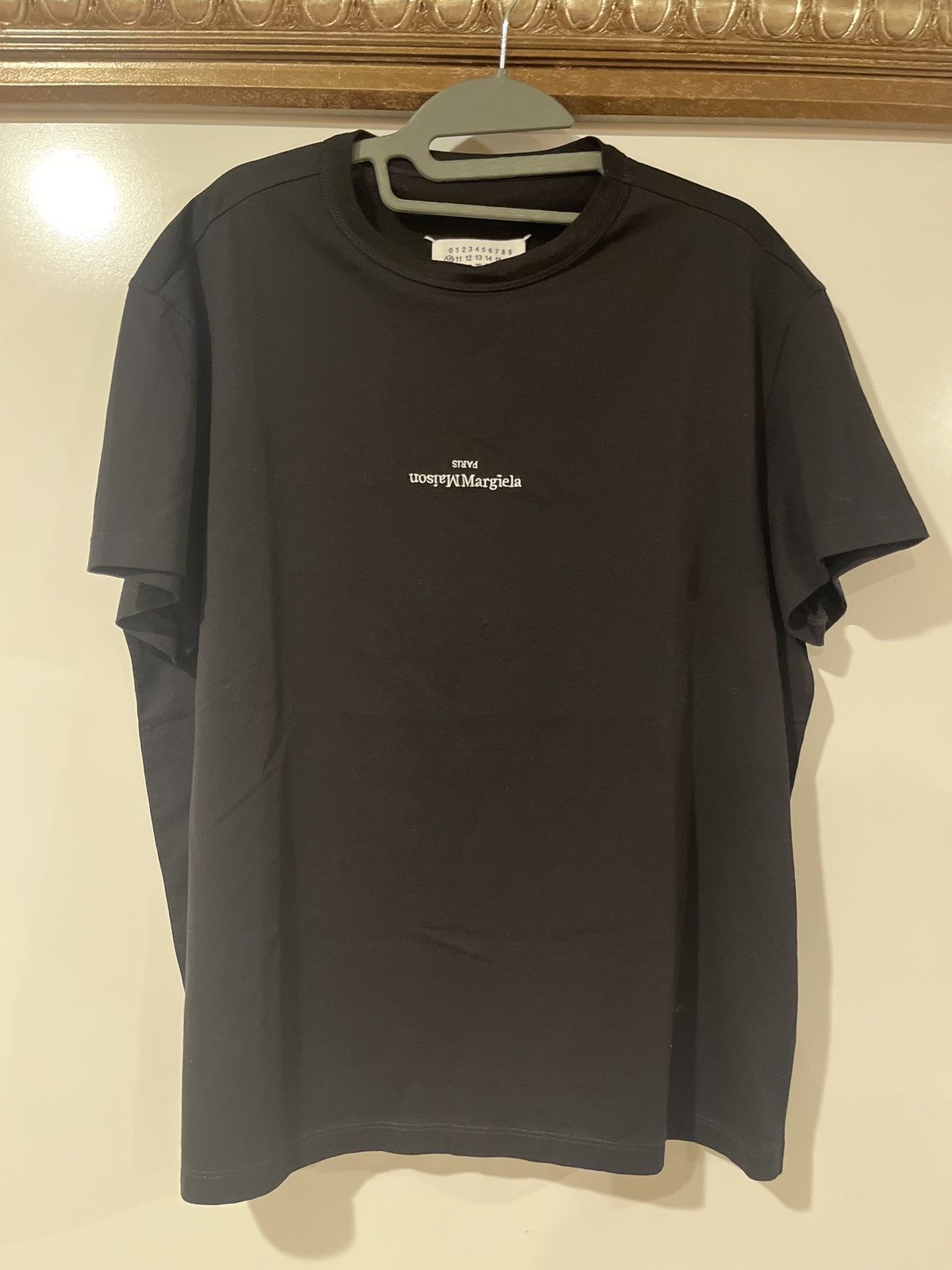 Maison Margiela NEW W TAGS Maison Margiela upside down logo