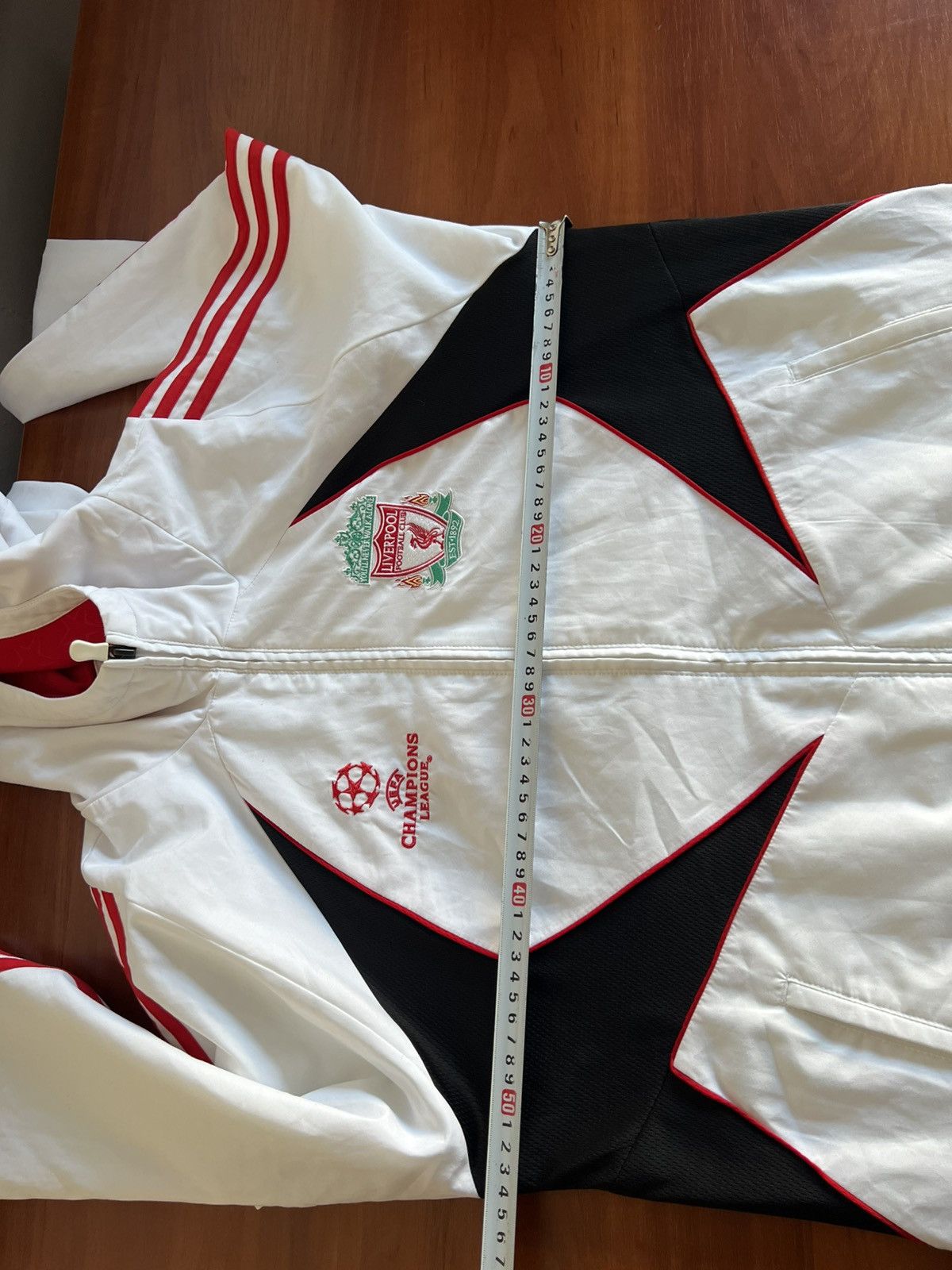 Adidas 2007 LIVERPOOL FC CHAMPIONS LEAGUE SOCCER FOOTBALL JACKET L Size US L / EU 52-54 / 3 - 19 Thumbnail