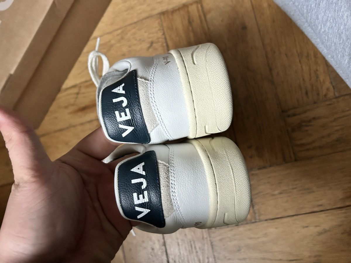 Veja Veja V-90 Size US 9.5 / EU 42-43 - 8 Thumbnail
