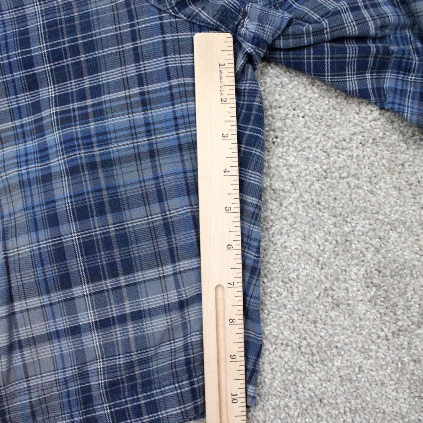 Eddie Bauer Eddie Bauer Shorts Mens 34 Blue Plaid Cargo Pocket Flat Front Chino 10" Inseam Size US 34 / EU 50 - 4 Thumbnail