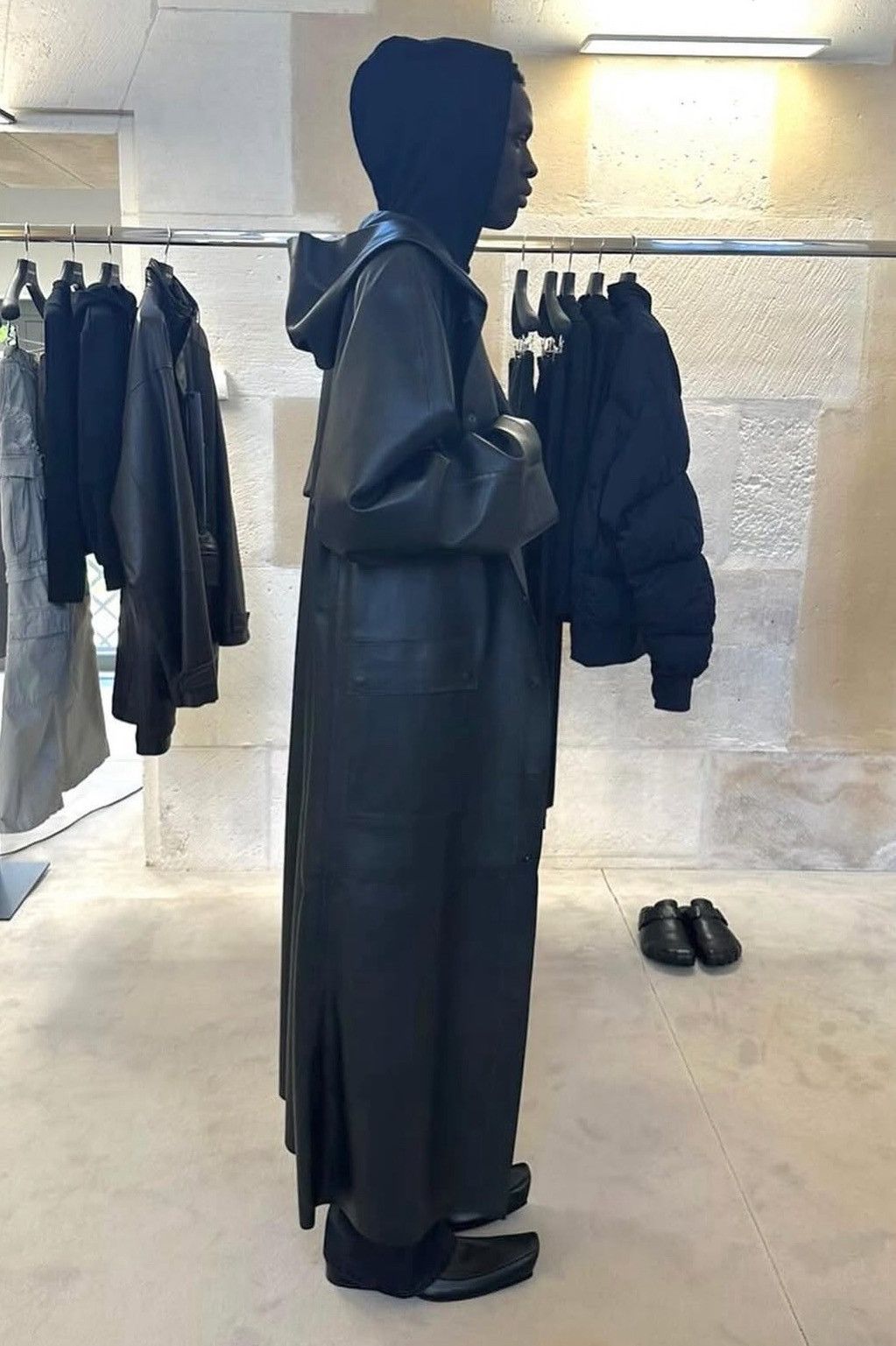 Balenciaga $12K VALUE ⭐️LOOK 24⭐️Balenciaga Leather Car Coat Size US M / EU 48-50 / 2 - 6 Thumbnail