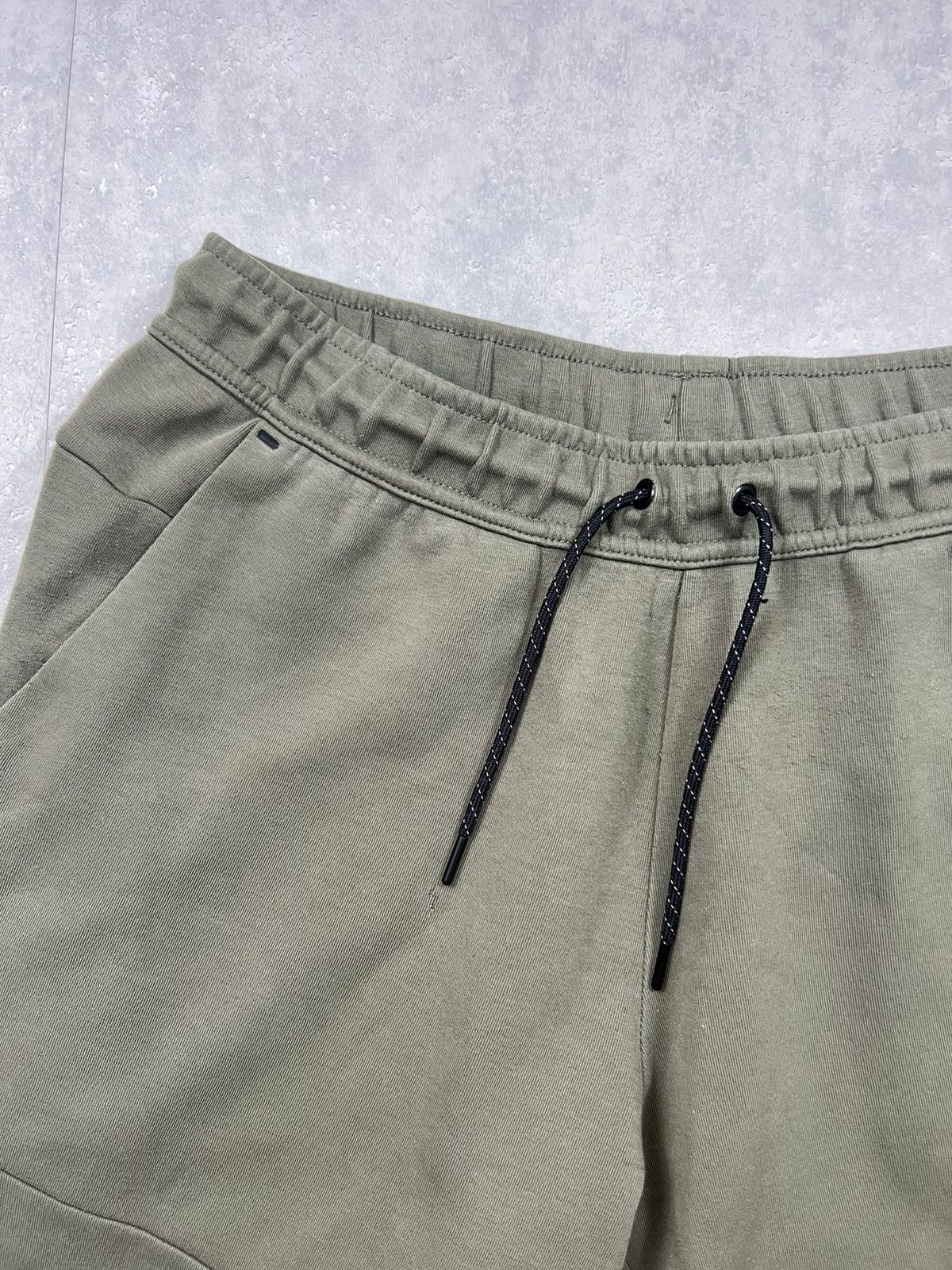 Nike NIKE TECH FLEECE RETRO SWEATPANTS Y2K SWOOSH LOGO Size US 34 / EU 50 - 5 Thumbnail