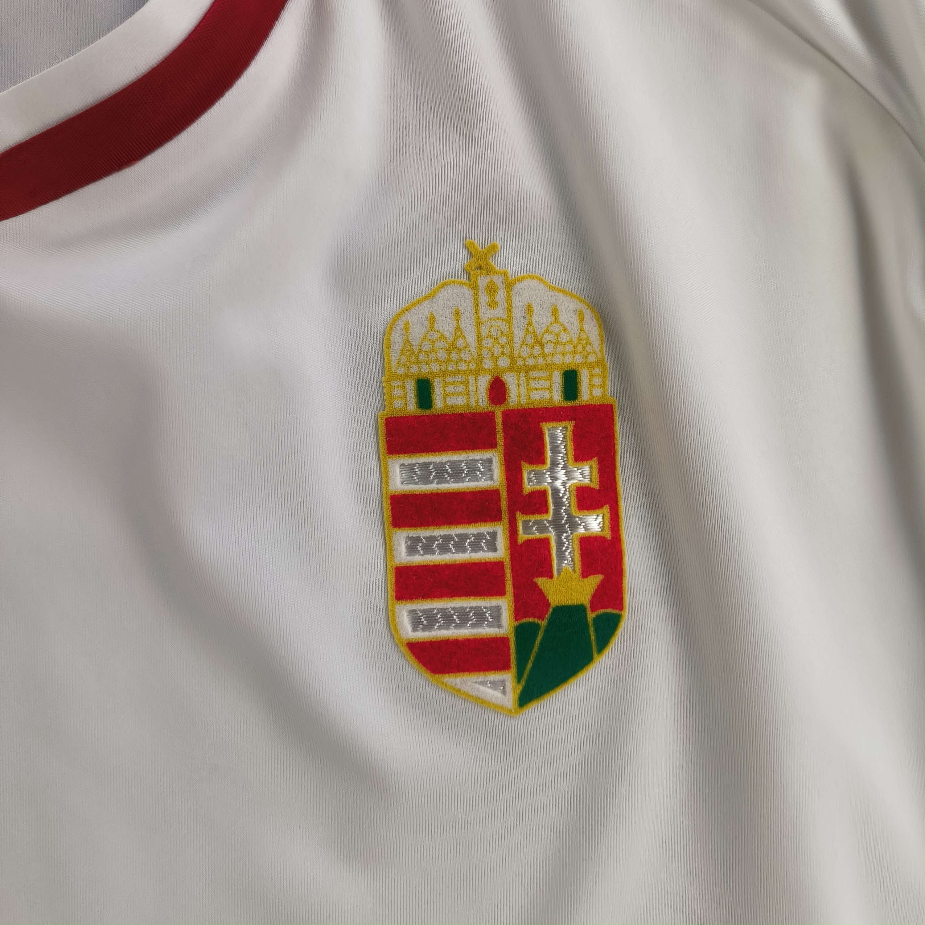 Adidas Hungary 2016-18 Adidas away football jersey shirt size M Size US M / EU 48-50 / 2 - 3 Thumbnail