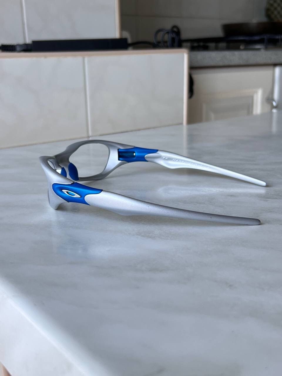 Oakley Valve 1.0 Silver Ice Sunglasses Frame 2003 Gorpcore