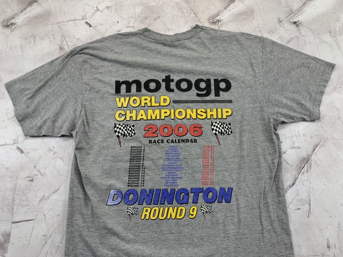 Vintage Mens vintage t shirt British Grand Prix 2006 Donington Size US L / EU 52-54 / 3 - 8 Thumbnail