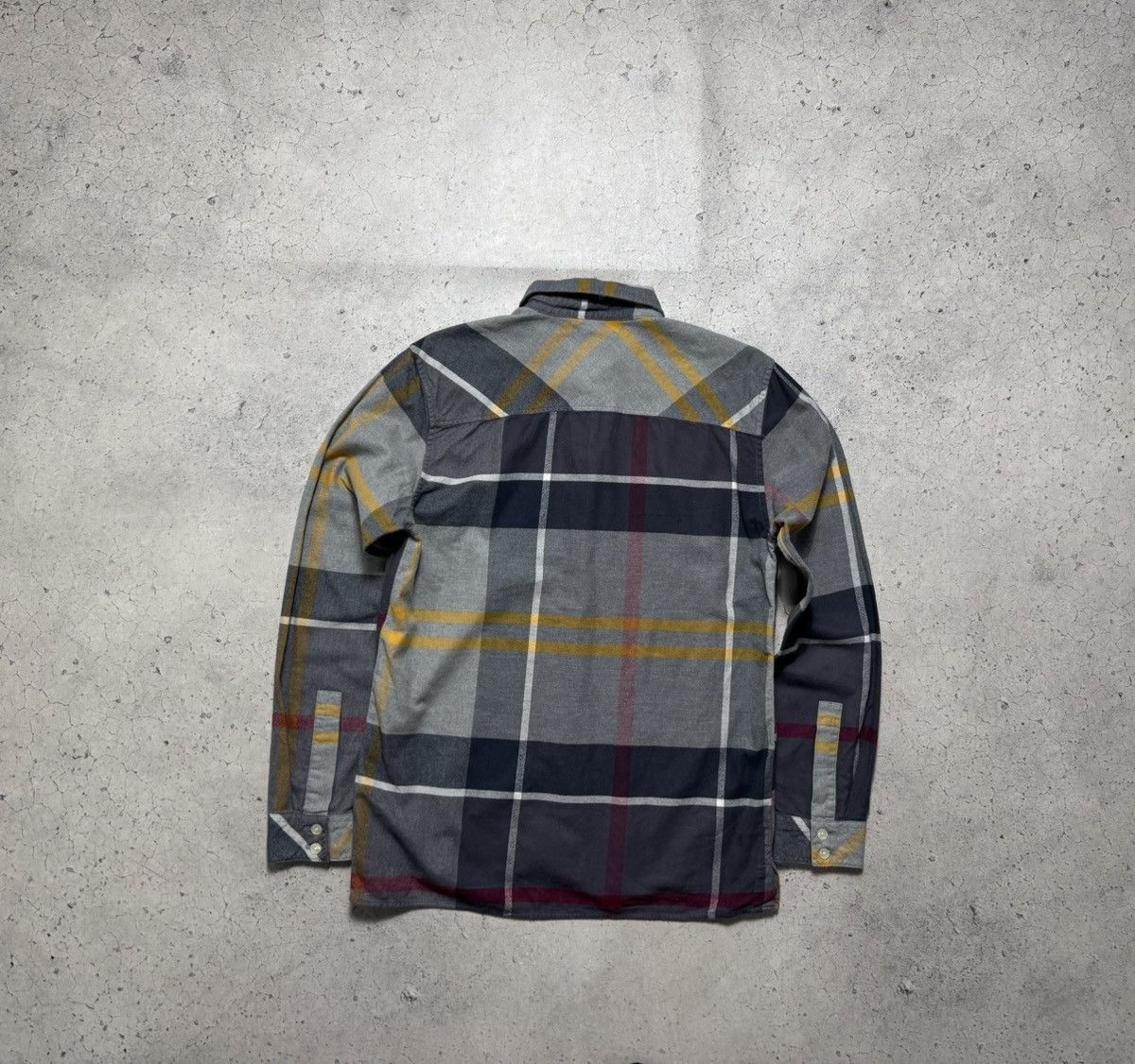 Barbour Barbour Beacon Checked Flannel Button Up Shirt Size S Casual Size US S / EU 44-46 / 1 - 10 Thumbnail