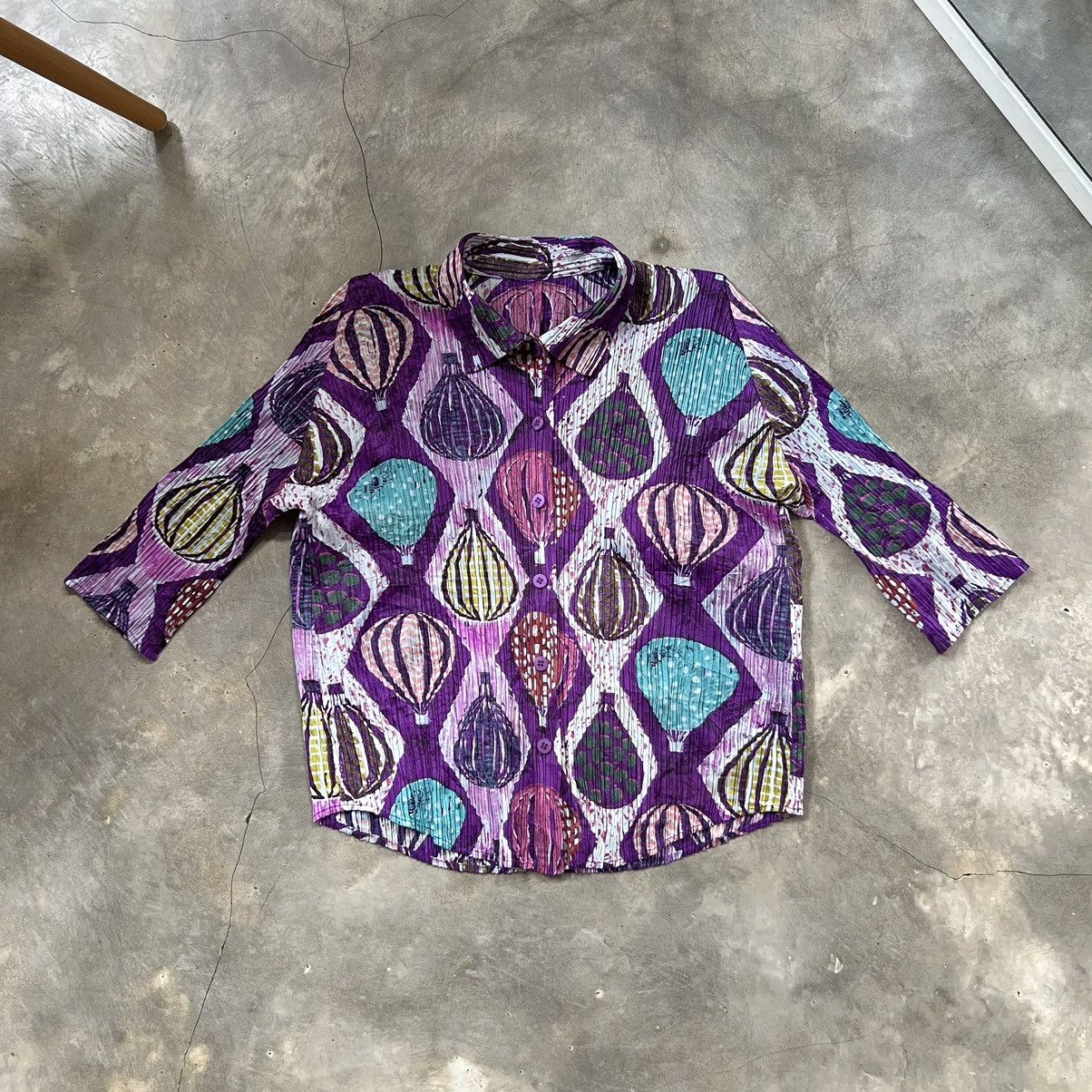 Pleats Please Issey Miyake Issey Miyake Pleats Air Balloons Button Blouse Shirt Size M / US 6-8 / IT 42-44 - 1 Thumbnail