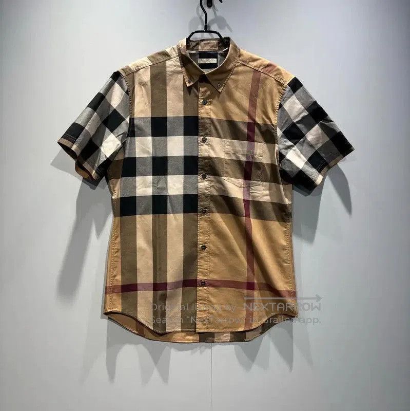 Burberry Burberry M Size Beige Plaid Cotton T. Size US M / EU 48-50 / 2 - 1 Thumbnail