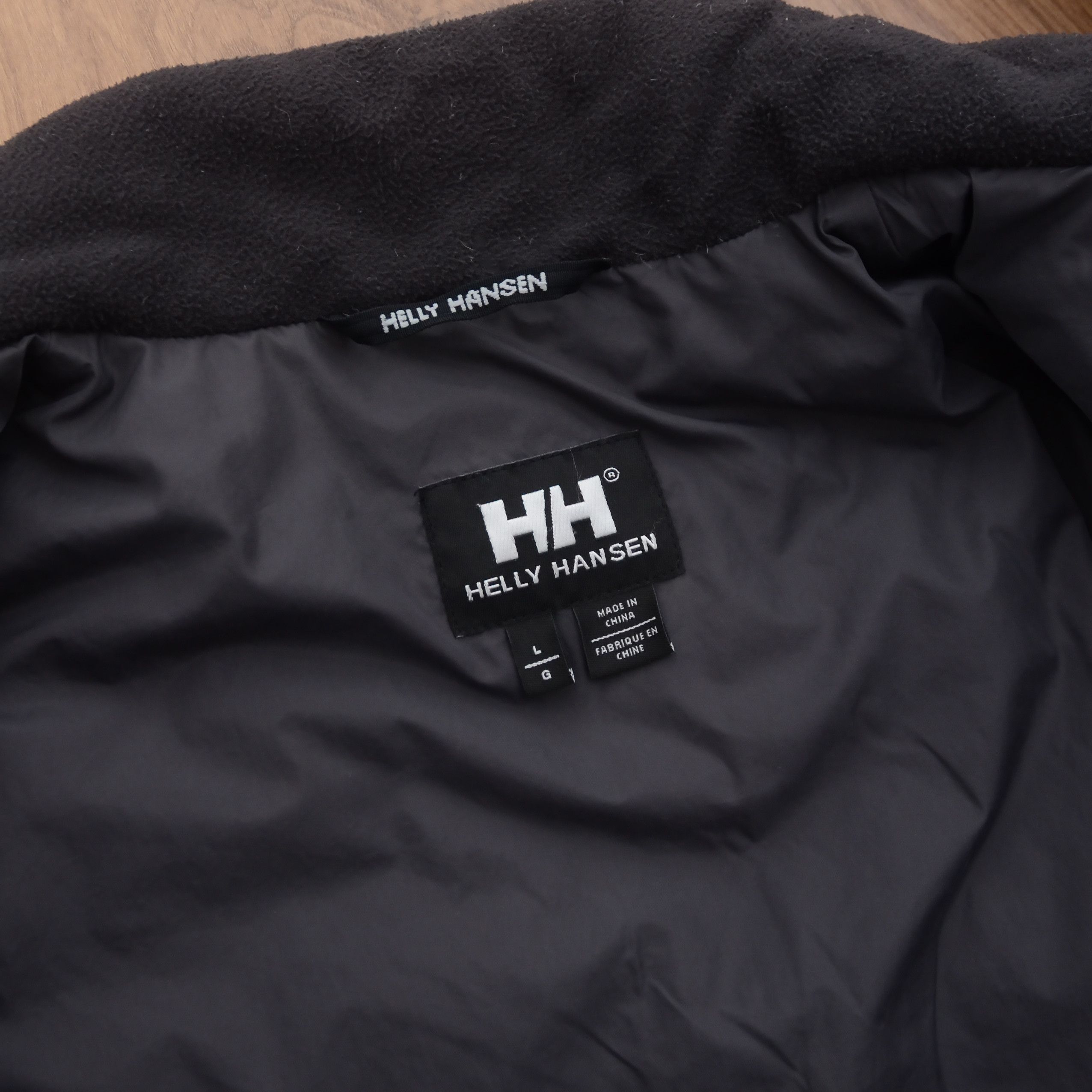 Helly Hansen Vintage Helly Hansen Down Jacket Size L Warm Outdoors Size L / US 10 / IT 46 - 14 Thumbnail