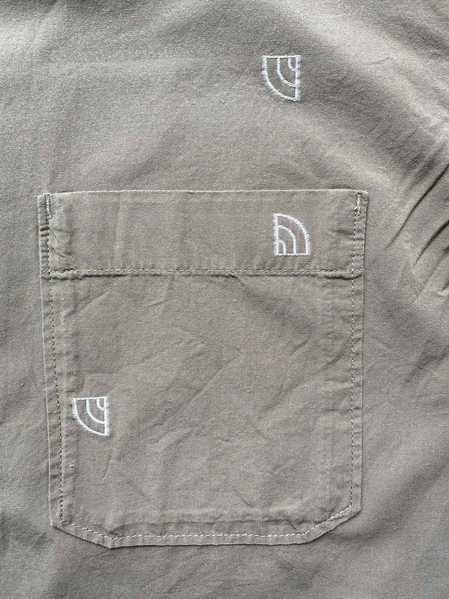 The North Face The North Face TNF Button Up Summer 2022 Small Logo Baytrail Size US XL / EU 56 / 4 - 4 Thumbnail