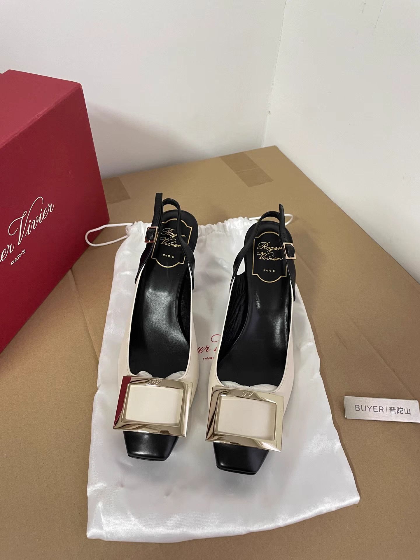 Roger Vivier Roger Vivier Square Toe Heels K6 Size US 8 / IT 38 - 2 Thumbnail