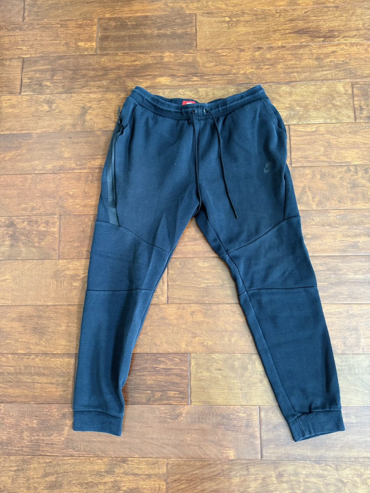 Nike Old Season Nike Tech Pants Size US 34 / EU 50 - 1 Thumbnail