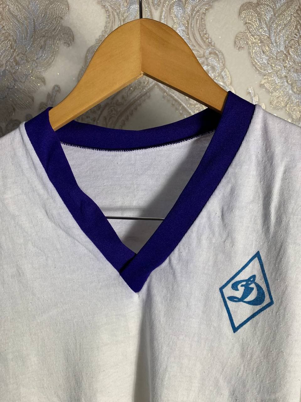 Vintage VERY RARE DYNAMO KYIV UKRAINIAN SOCCER JERSEY RETRO Y2K 90s Size US M / EU 48-50 / 2 - 5 Thumbnail