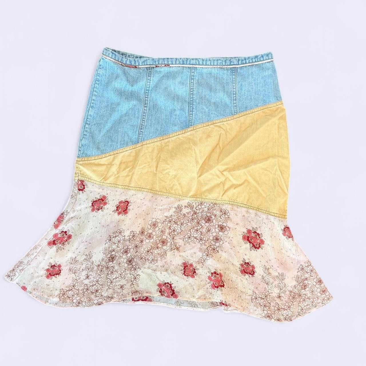 H&M H&M Women's multi blue Skirts Size 30" / US 8 / IT 44 - 1 Thumbnail