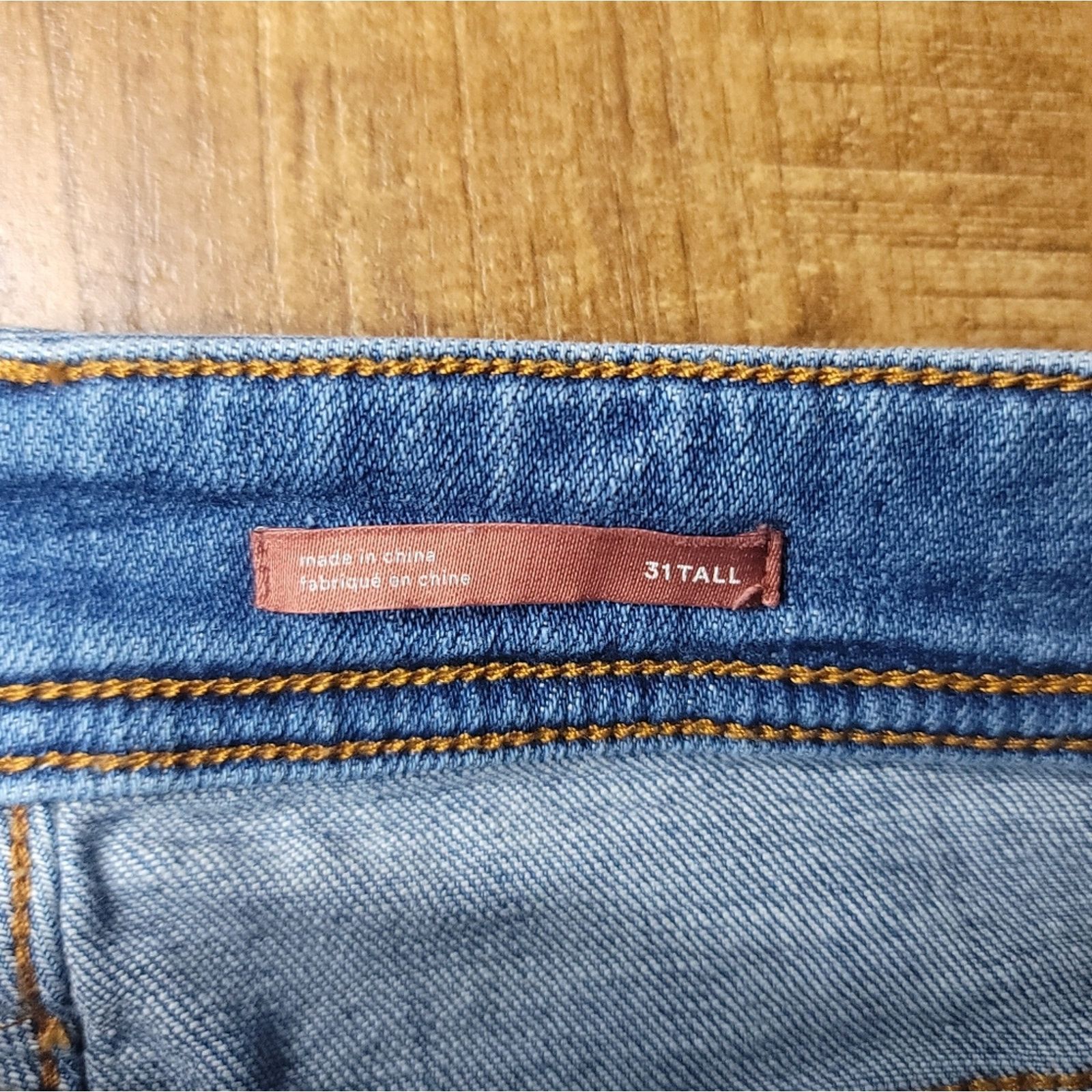 The Unbranded Brand Anthropologie Pilcro Embroidered Slim Boyfriend Crop Jeans Size 32" / US 10 / IT 46 - 5 Thumbnail
