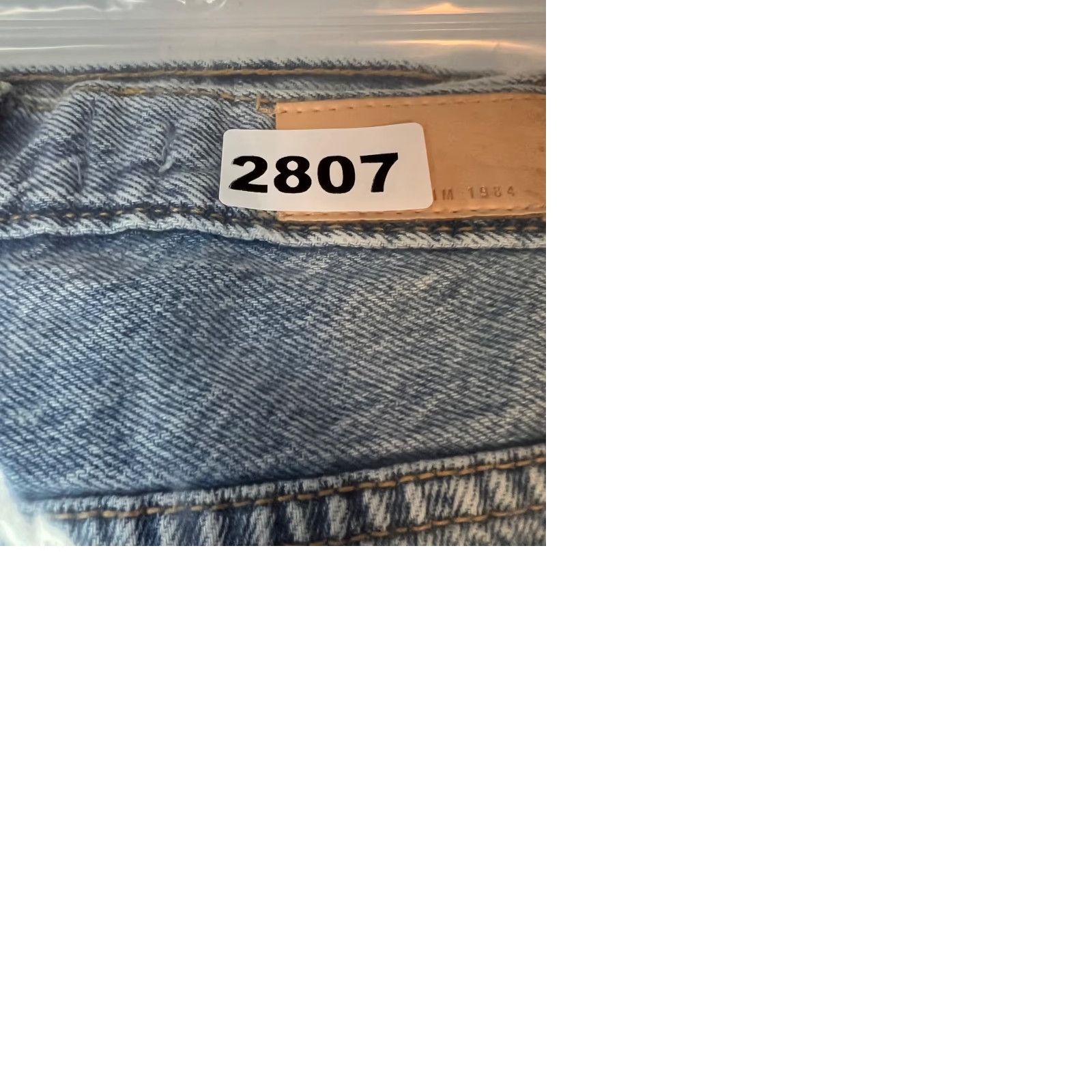 Mango Mango Denim Nora Straight-Leg High-Waist Raw-Hem Jeans Light Blue Womens 6 Adult Regular 28 in 31 in 5-Pocket Denim Cotton Blue Jeans Mango Size 28" / US 6 / IT 42 - 9 Thumbnail