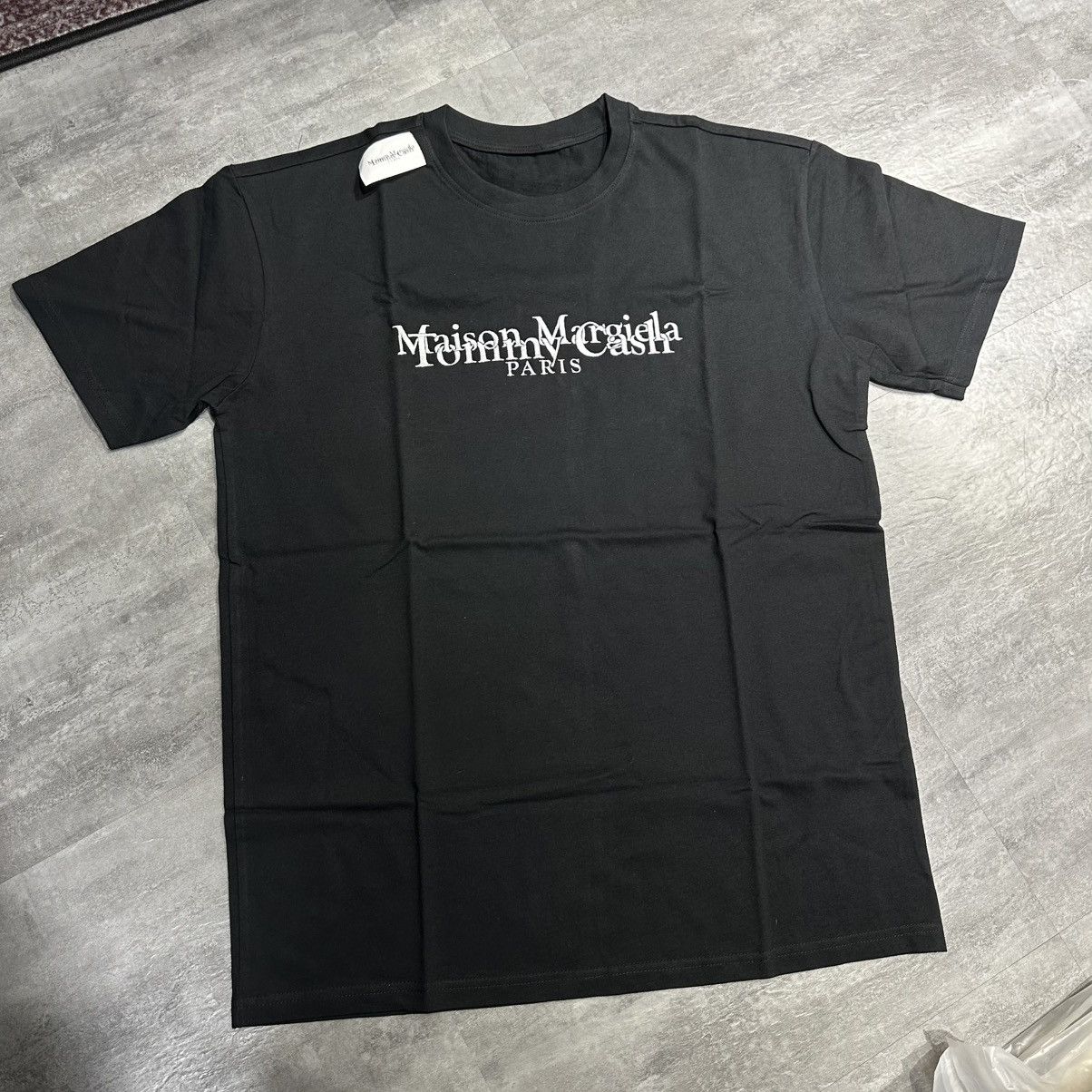 Maison Margiela x  Cash Tシャツ ブラック L Maison Margiela Maison Margiela x Tommy Cash t-shirt | umc