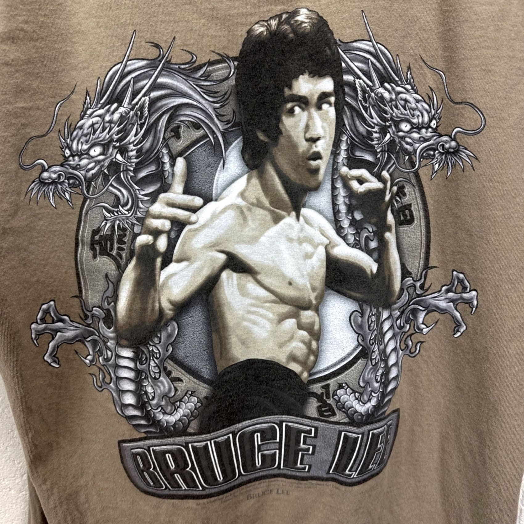 Tultex VINTAGE Bruce Lee T-Shirt Tultex Dragon Fade Ying Yang 90s Martial Arts Brown Cotton Short Sleeve Crew Neck L Mens Large Graphic Print 1990s Size US L / EU 52-54 / 3 - 2 Thumbnail