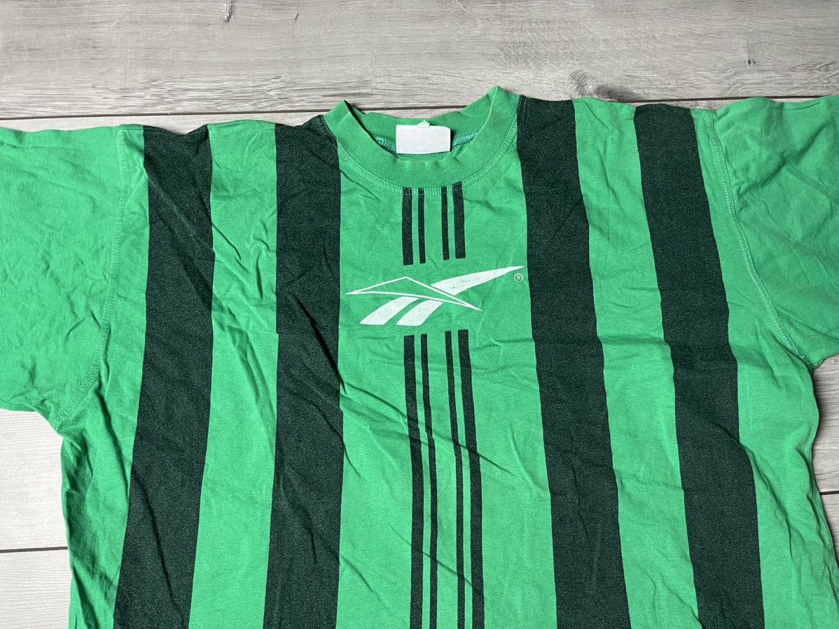 Reebok Vintage Reebok Striped tshirt size XXLarge Size US XXL / EU 58 / 5 - 3 Thumbnail