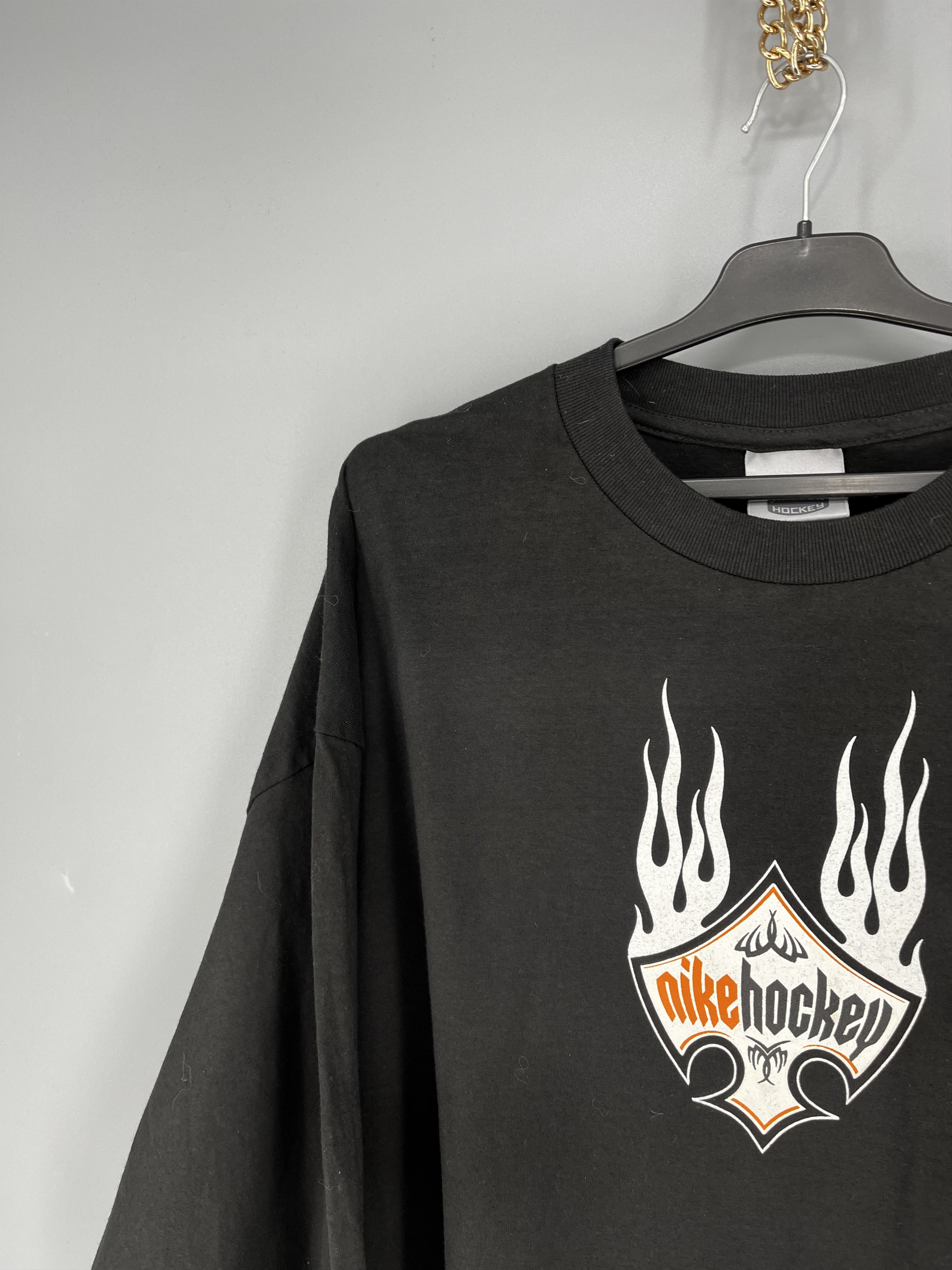 Nike Vintage Y2k Washed Black Nike Hockey Emblem Sweatshirts Size US XXL / EU 58 / 5 - 7 Thumbnail