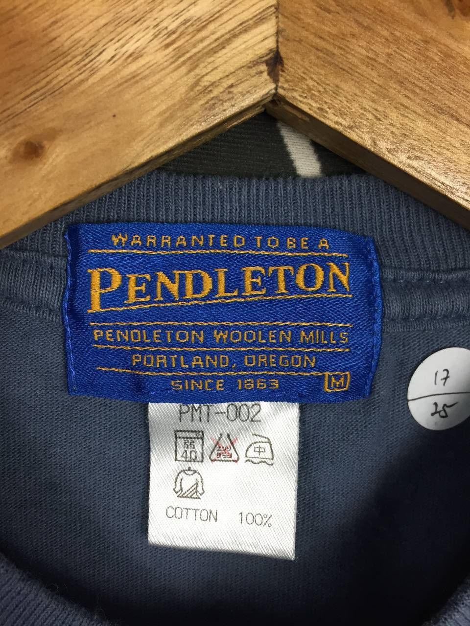 Pendleton Vtg Pendleton Woolen Mills Big Logo Made In Japan Tee Size US S / EU 44-46 / 1 - 8 Thumbnail