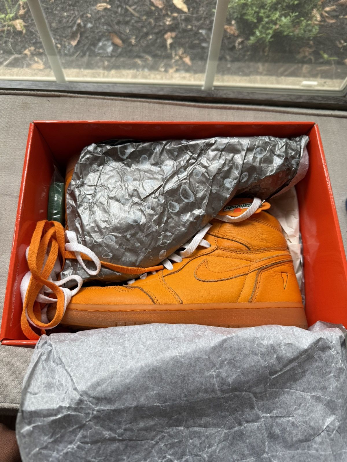 Gatorade × Jordan Brand Jordan 1 High Top gatorade Size US 7.5 / EU 40-41 - 2 Thumbnail