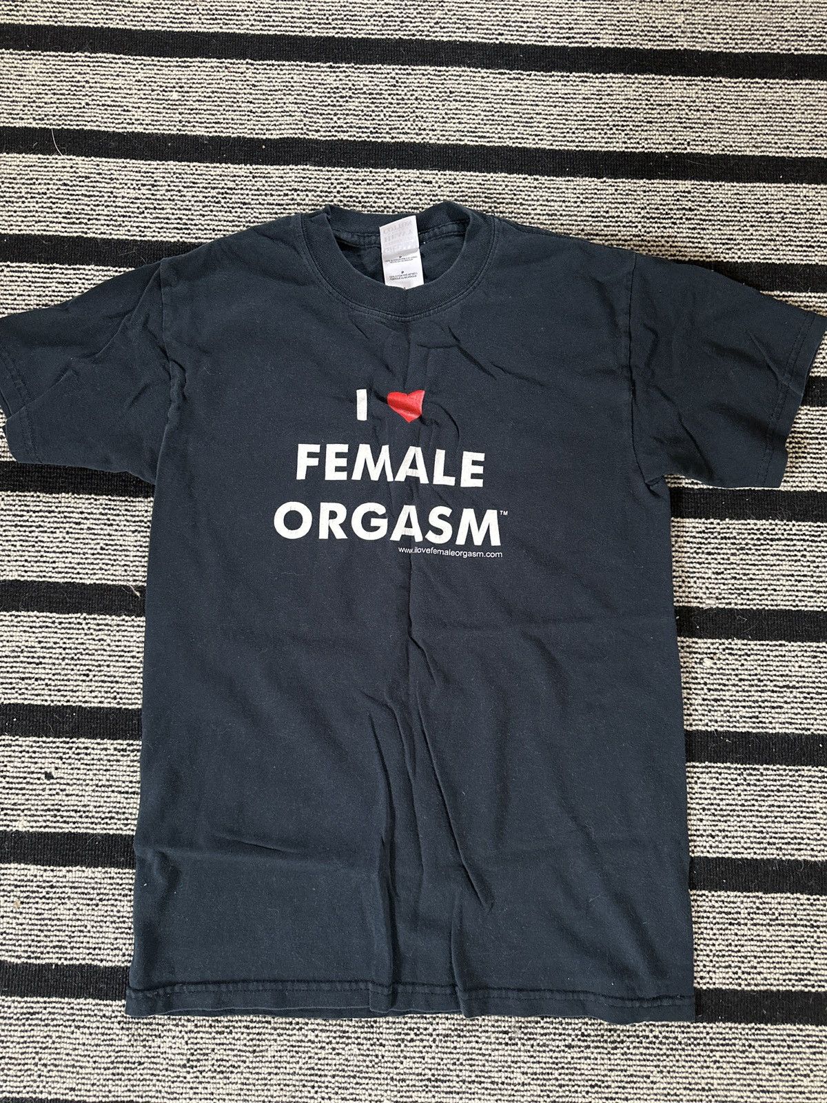 Vintage I <3 female orgasm Tshirt Size US S / EU 44-46 / 1 - 1 Thumbnail
