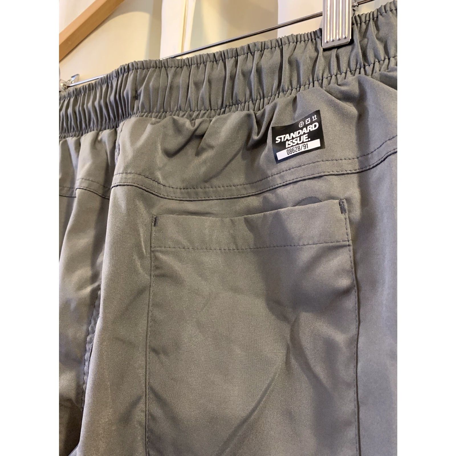 Southpole Southpole Jogger Pants Athletic Flat Front Drawstring Black Gray Polyester Small S 28in Inseam Men's Pants Pocket Zipper Size US 29 - 3 Thumbnail