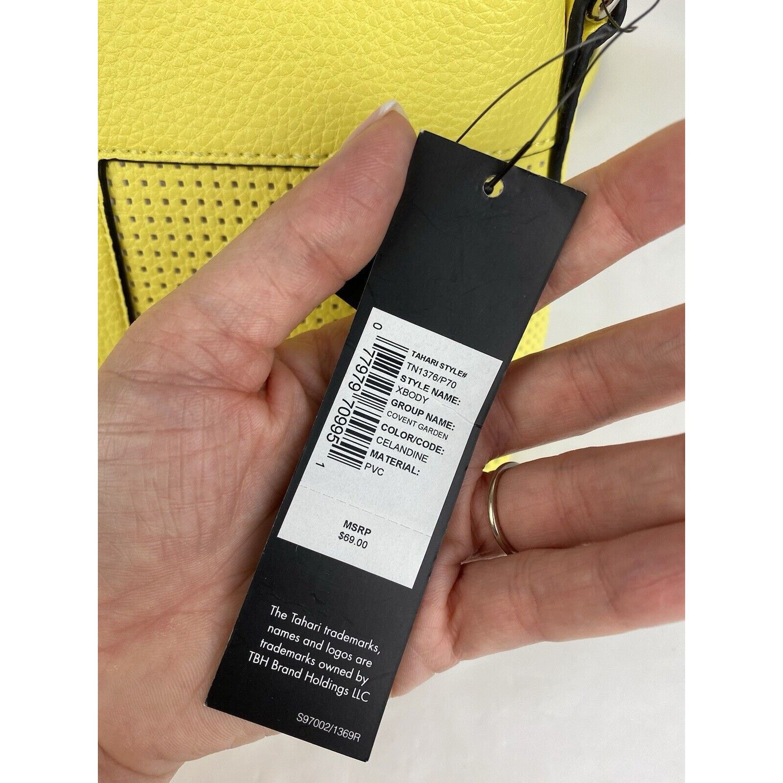 Elie Tahari NWT Tahari Yellow Vegan Leather Crossbody Full Zip Vibrant Size ONE SIZE - 4 Thumbnail