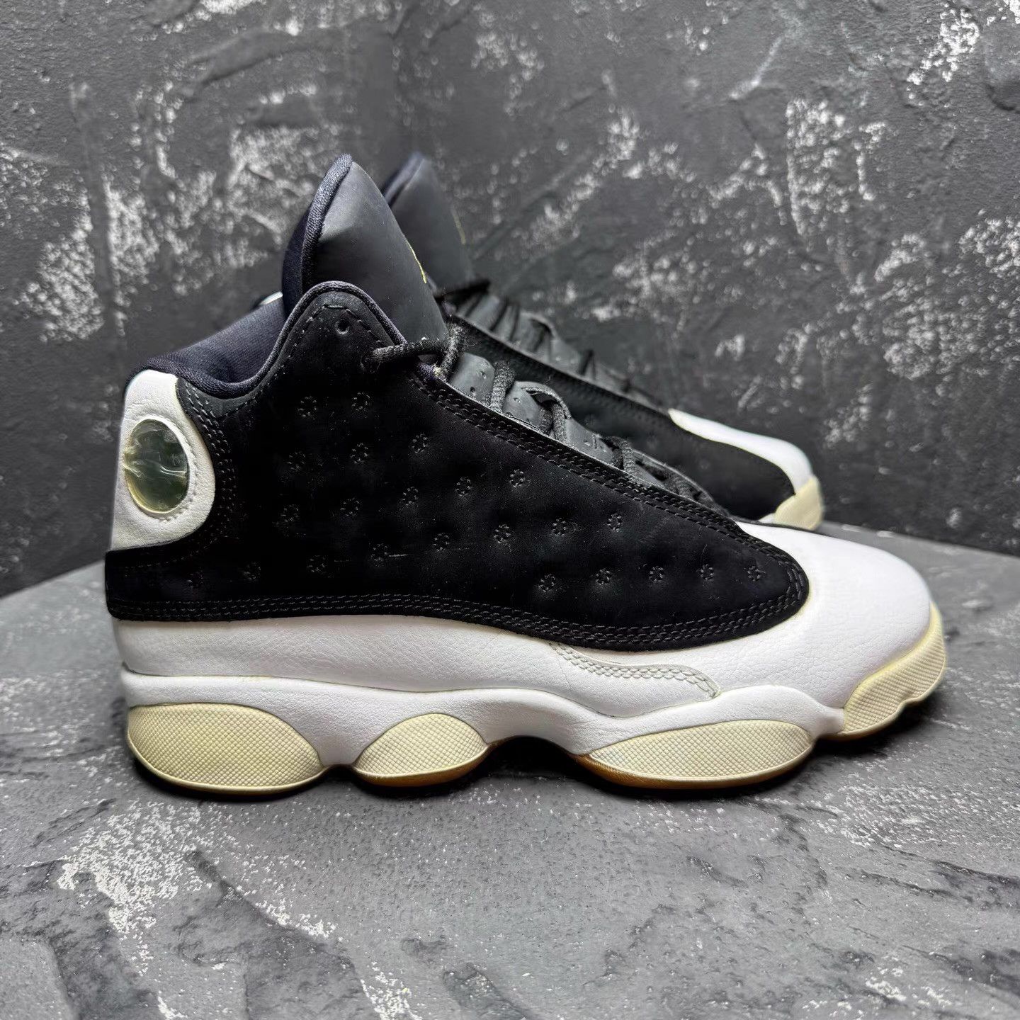 Nike Air Jordan 13 Black & White Q10 Size US 8.5 / IT 38.5 - 6 Thumbnail