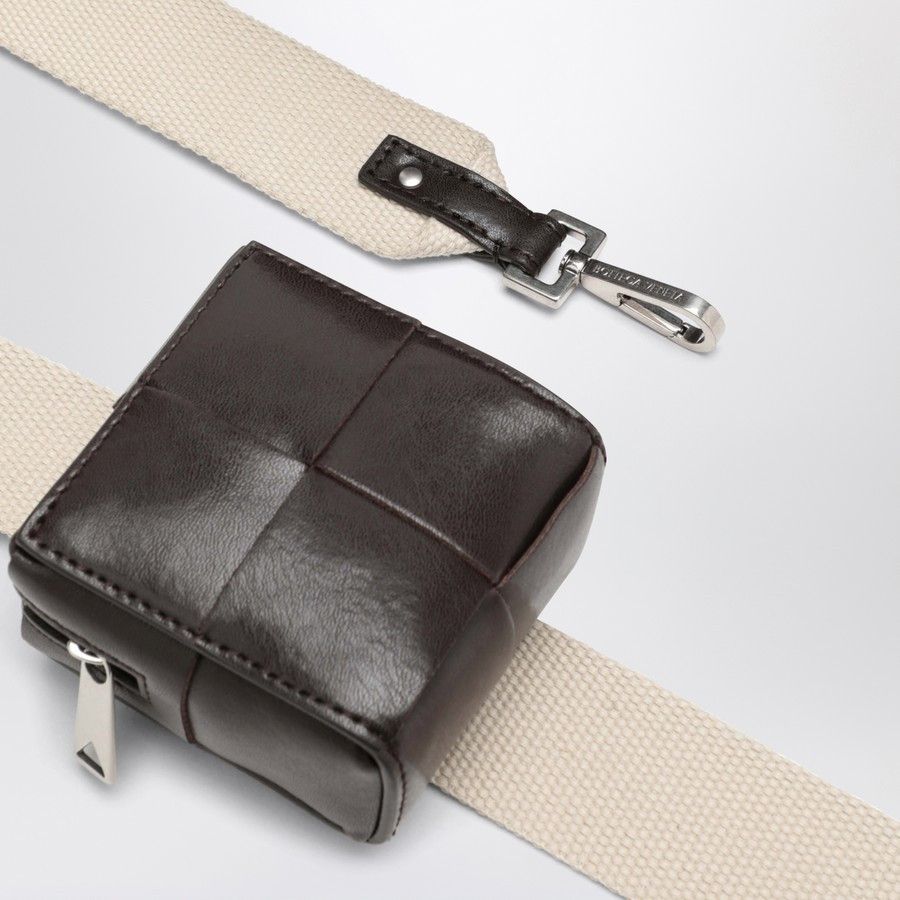 Bottega Veneta o1d2blof0226 Size: OS / Shoulder Bag in Dark Brown Size ONE SIZE - 5 Thumbnail