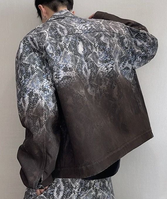 Avant garde punk snake print gradient effect trucker jacket