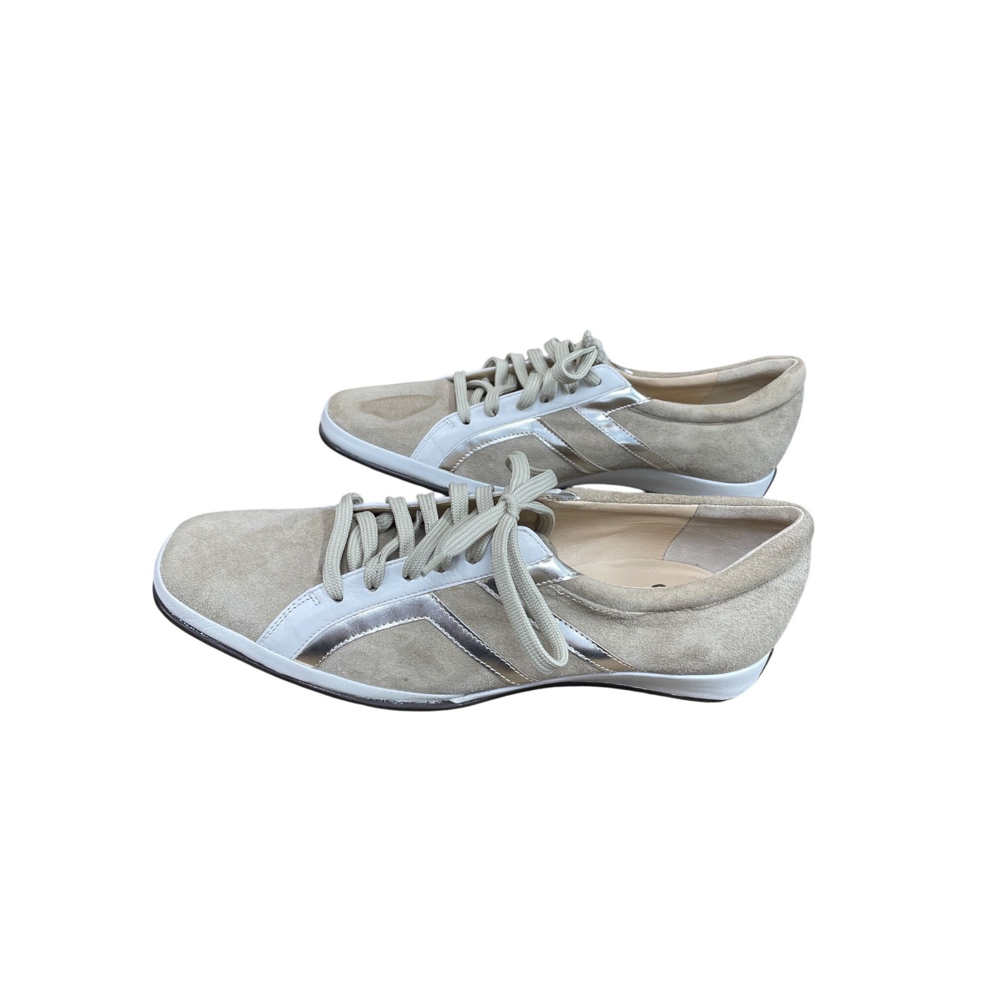 Other Amalfi by Rangoni womans beige suede low snakers Sz 9M SKU 9 Size US 9 / IT 39 - 4 Thumbnail