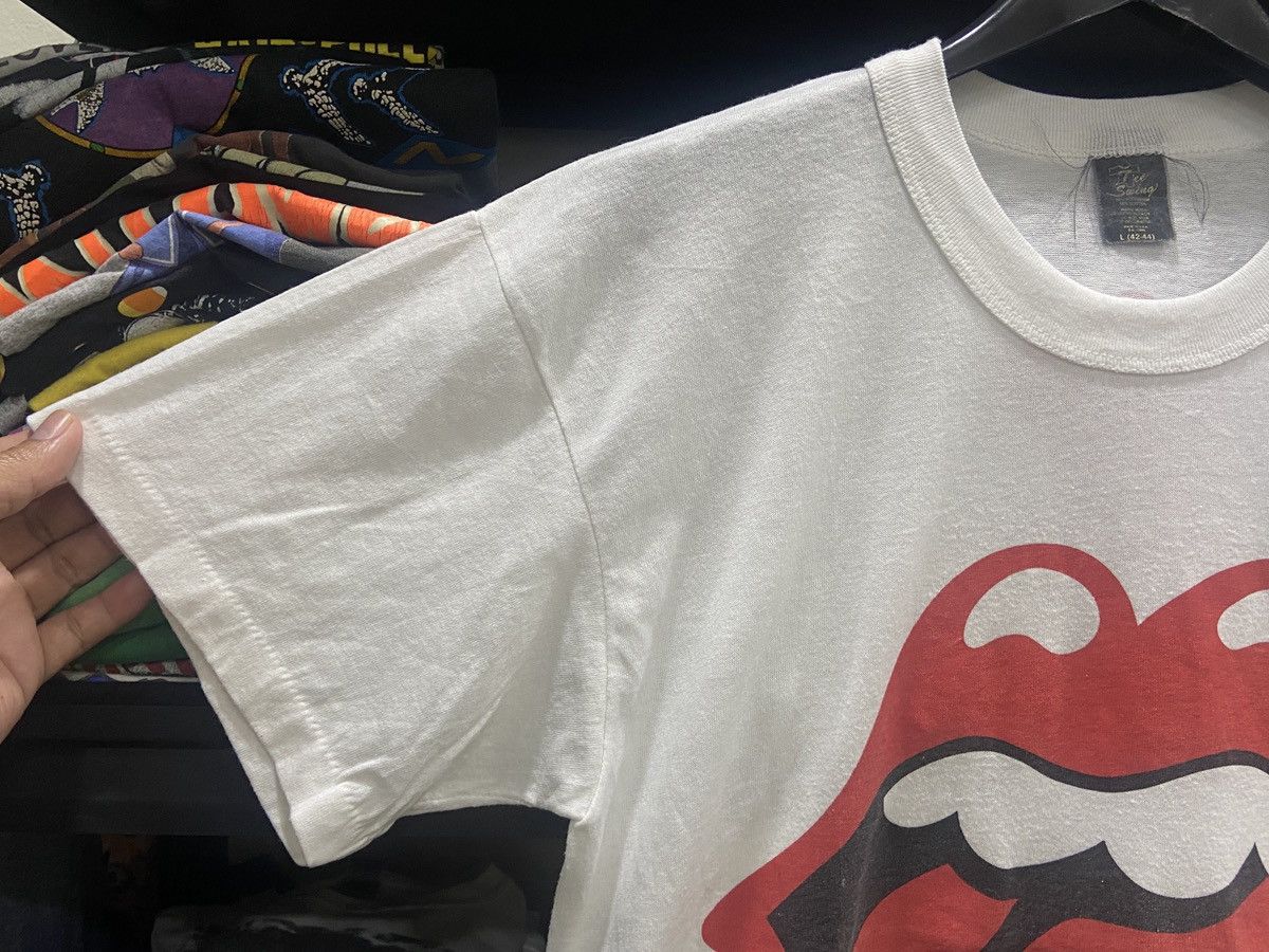 Band Tees Vintage 80s Rolling Stones ‘89 Brockum tour Rock Band TShirt Size US L / EU 52-54 / 3 - 7 Thumbnail