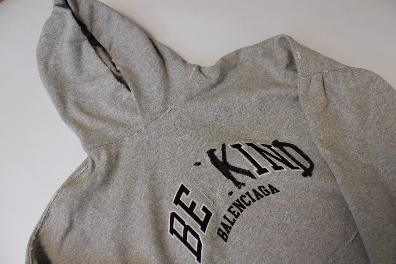 Balenciaga Balenciaga Be Kind Hoodie Size US M / EU 48-50 / 2 - 8 Thumbnail