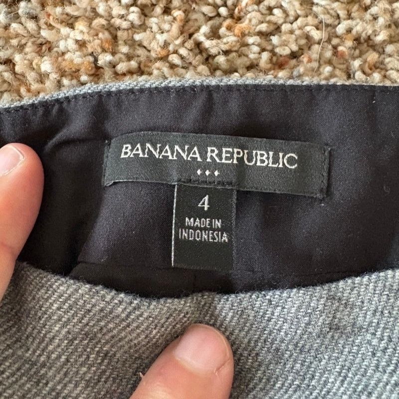 Banana Republic Banana Republic Lined Mini Skirt Wool Blend Gray sz 4 Size 27" / US 4 / IT 40 - 3 Thumbnail