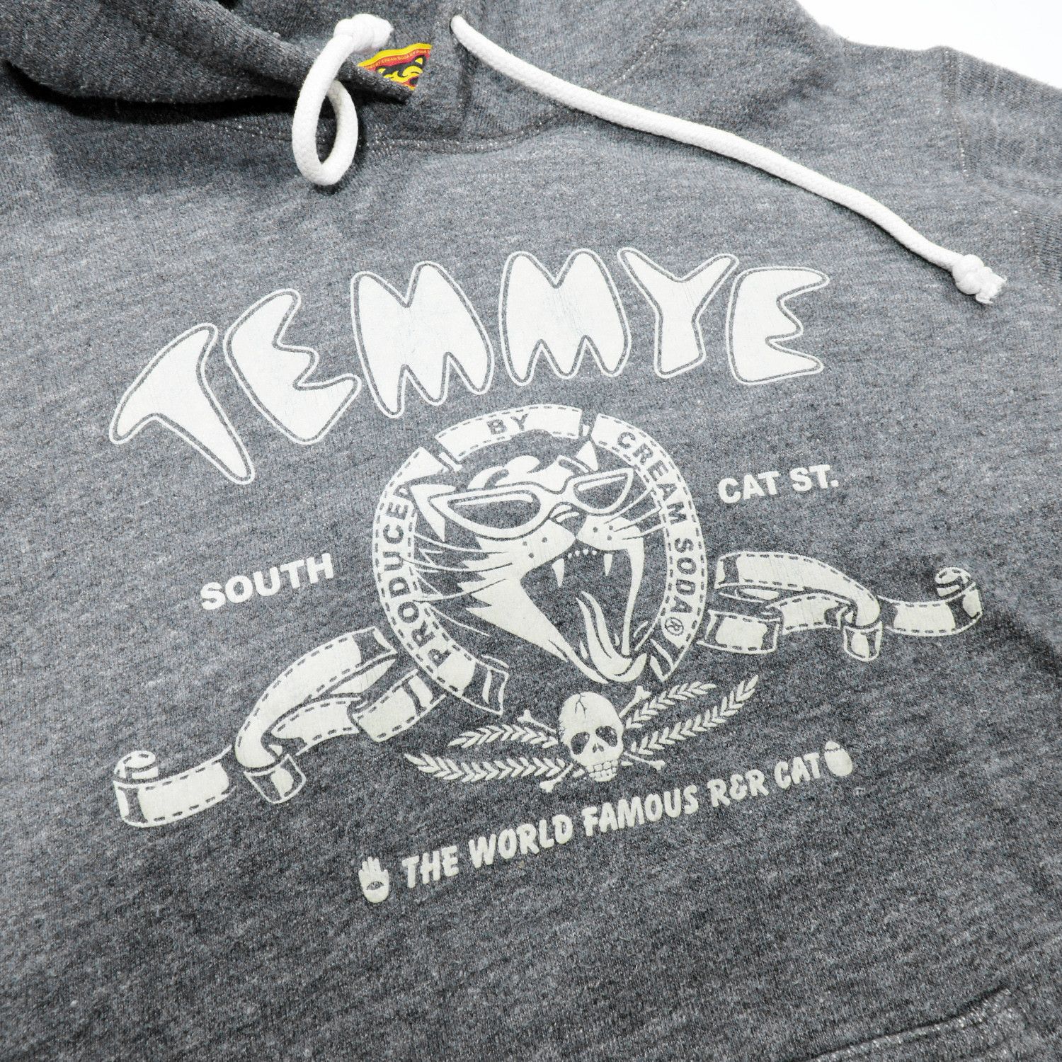 Japanese Brand TEMMYE CREAM SODA BY PINK DRAGON SOUTH CAT HOODIE Size US M / EU 48-50 / 2 - 6 Thumbnail