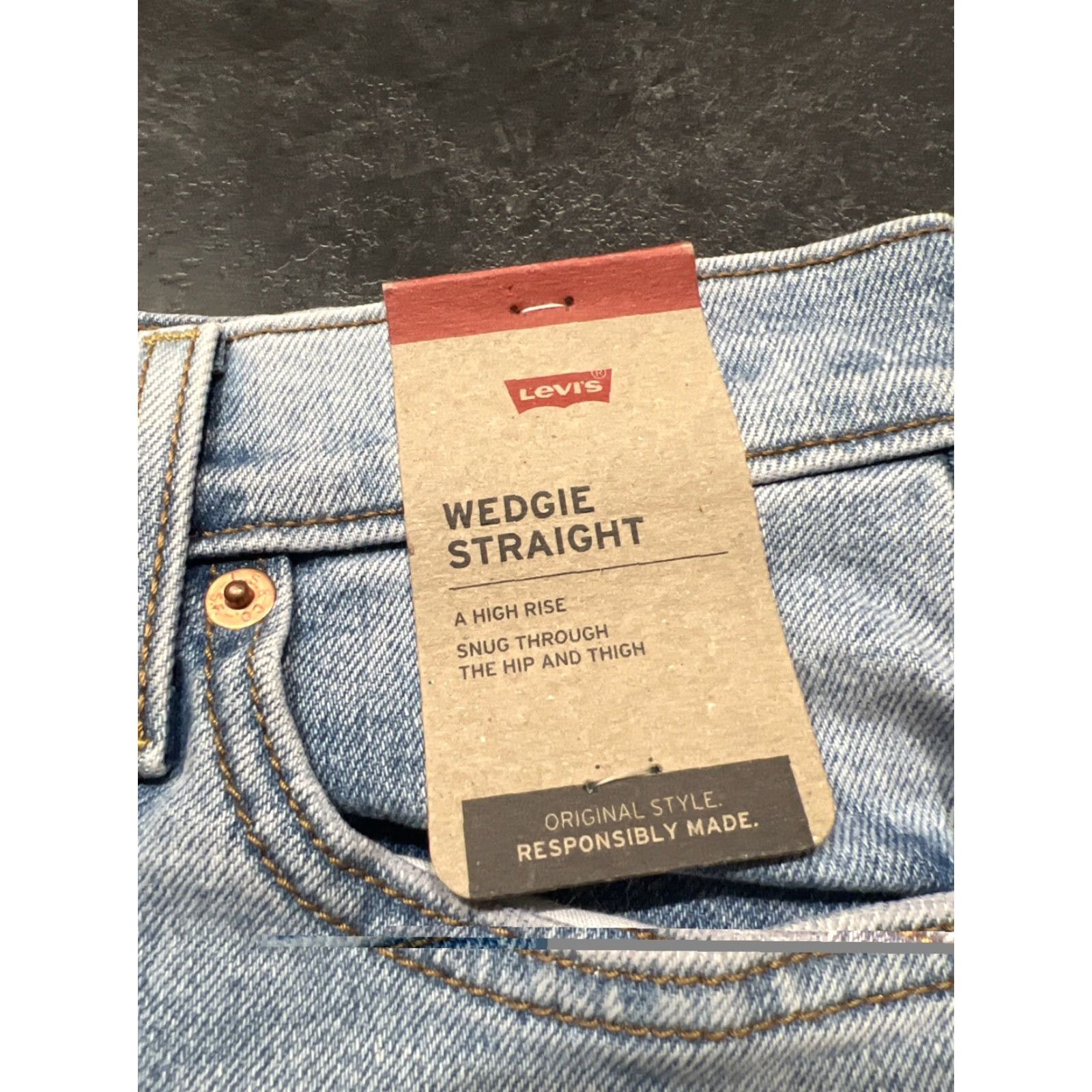 Levi's Levi's Jeans Women 27x28 Wedgie Straight Fit High Rise Button Fly Distressed Blue 99% Cotton 1% Elastane Regular Inseam 28 Pocket 5 Size 27" / US 4 / IT 40 - 4 Thumbnail