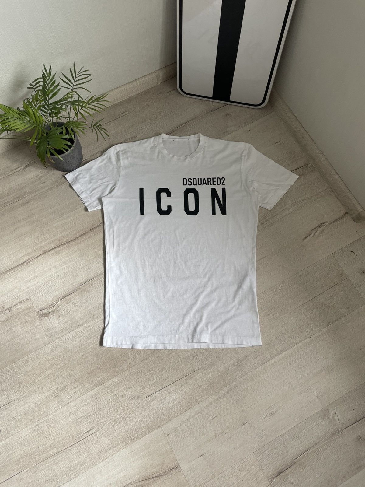 Designer × Dsquared2 Rare Dsquared 2 Icon Big Logo T-shirt Original Hypebeast Y2k Size US L / EU 52-54 / 3 - 1 Thumbnail