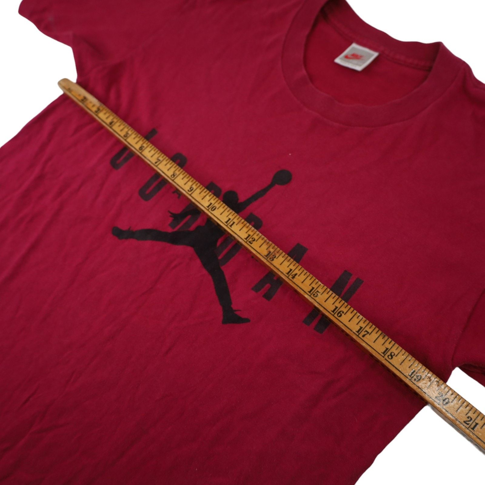 Jordan Brand × Nike × Vintage Vintage 90s Nike Michael Air Jordan Spellout Graphic T Shirt Size US S / EU 44-46 / 1 - 7 Thumbnail
