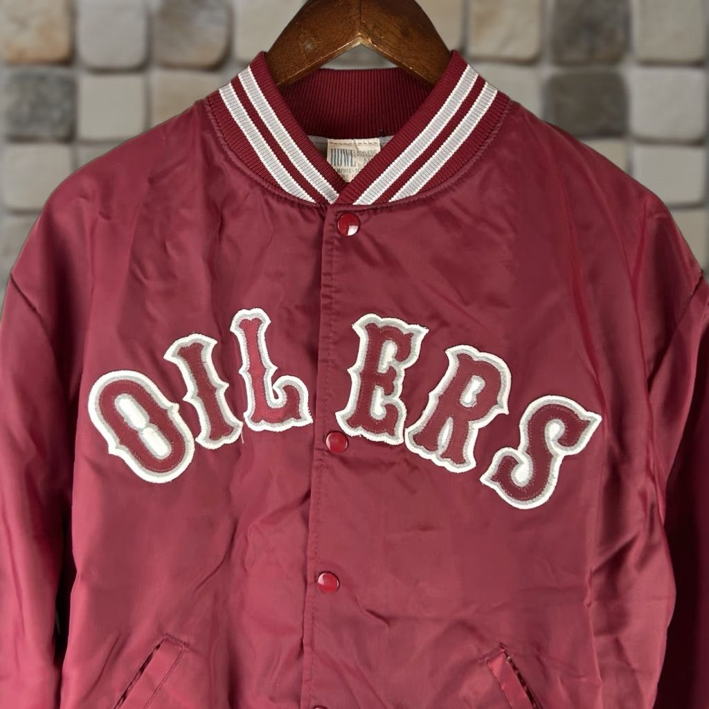 VINTAGE HOWE Athletic Jacket Oilers Red Made in USA Mens Medium 80s 90s Baseball Hockey Football Snap Varsity Jacket Men Red M USA Oilers 80s 90s