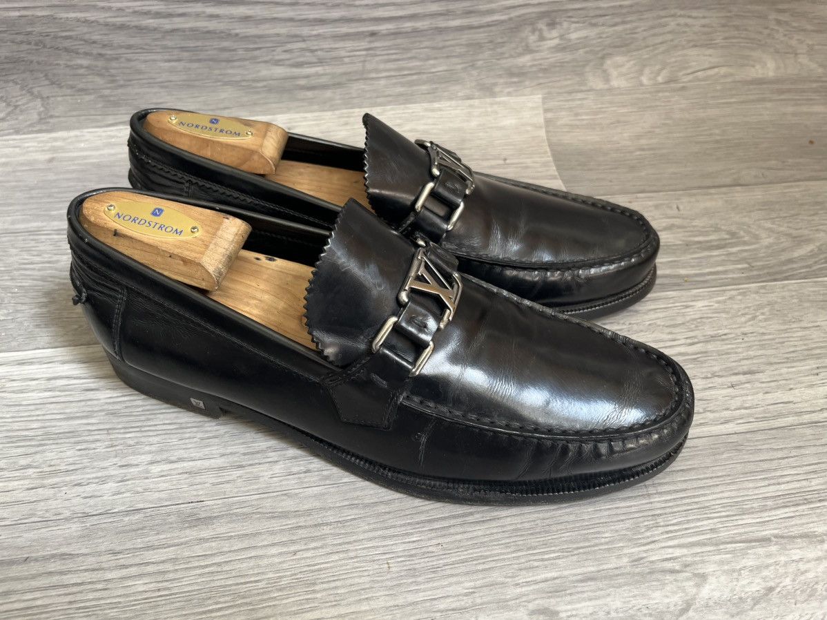 Louis Vuitton Louis Vuitton major LV logo slip on loafers uk 7.5 Size US 8.5 / EU 41-42 - 8 Thumbnail