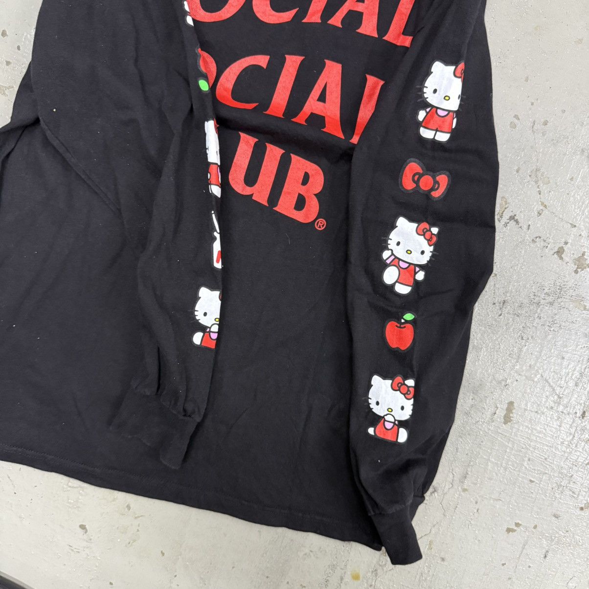 Anti Social Social Club Hello Kitty x ASSC Long Sleeve By Sanrio Size US L / EU 52-54 / 3 - 8 Thumbnail