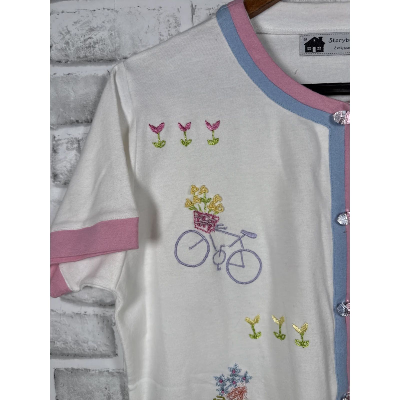 Vintage VINTAGE Storybook Knits Sweater Shirt Embroidered Cardigan Womens S White Size S / US 4 / IT 40 - 6 Thumbnail