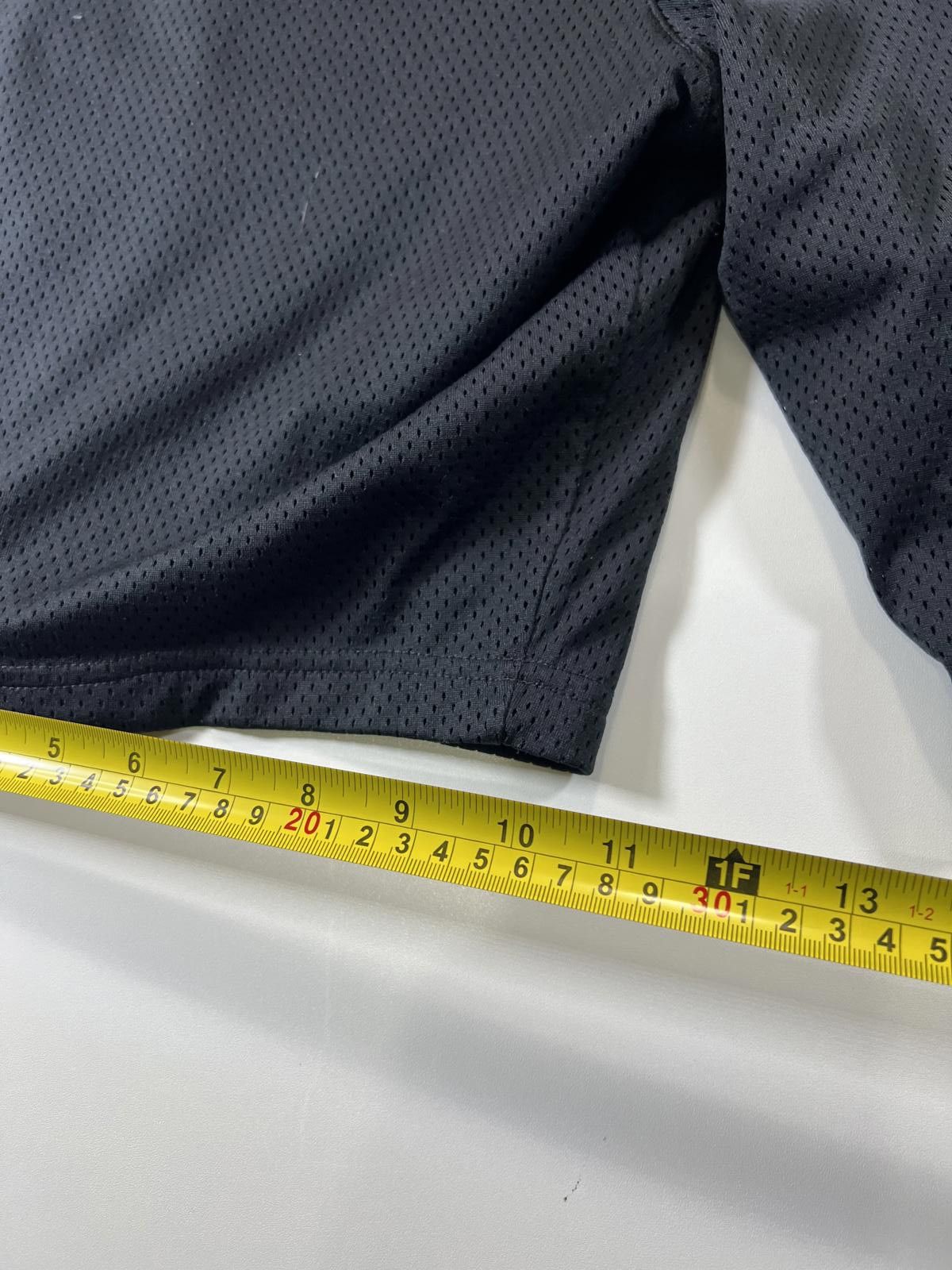 Nike Nike Livestrong Black and Yellow Athletic Shorts Size US 30 / EU 46 - 8 Thumbnail